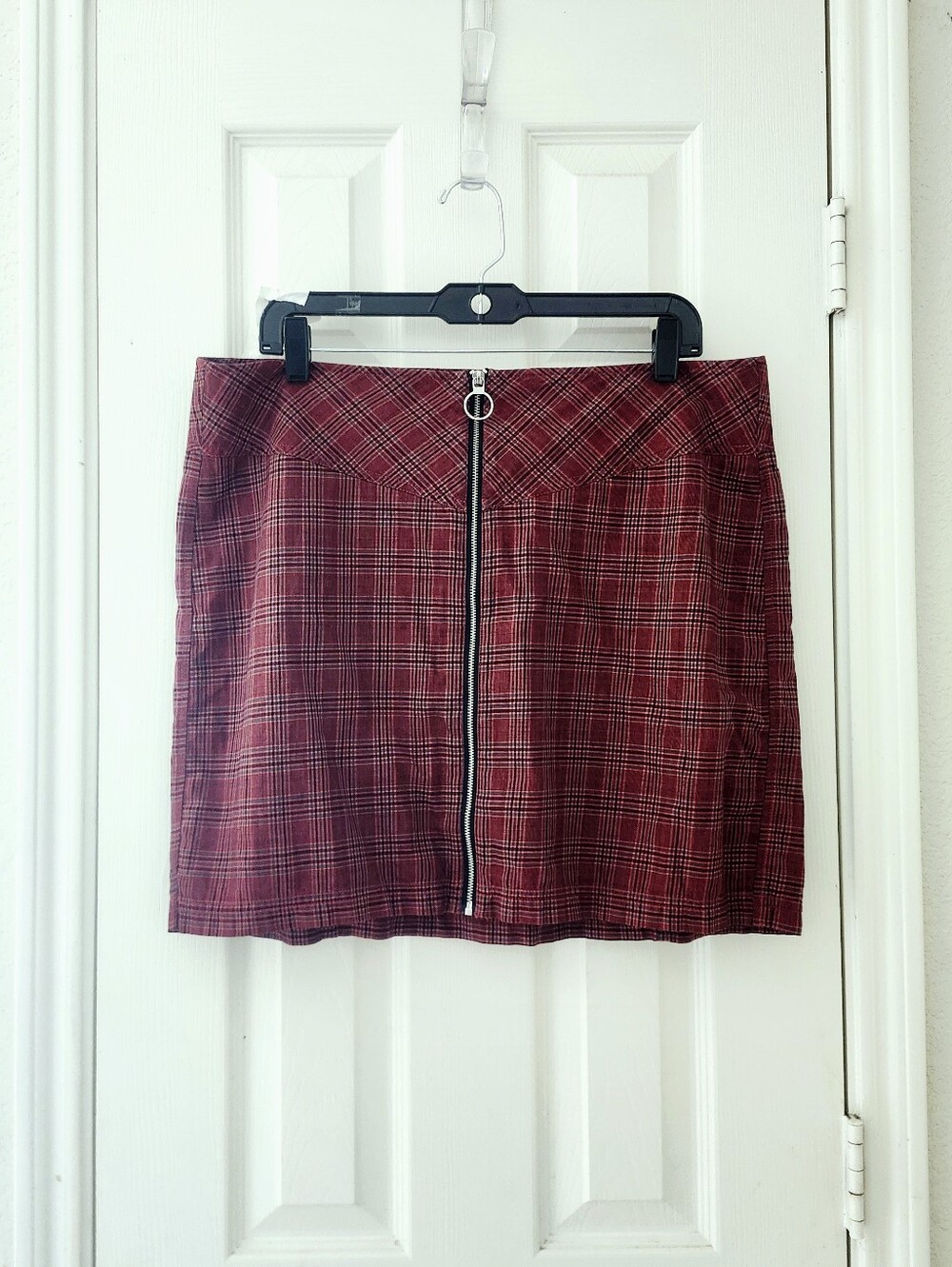 Express Zipper Front  Plaid Skirt